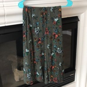 Lularoe maxi skirt, slinky material, floral